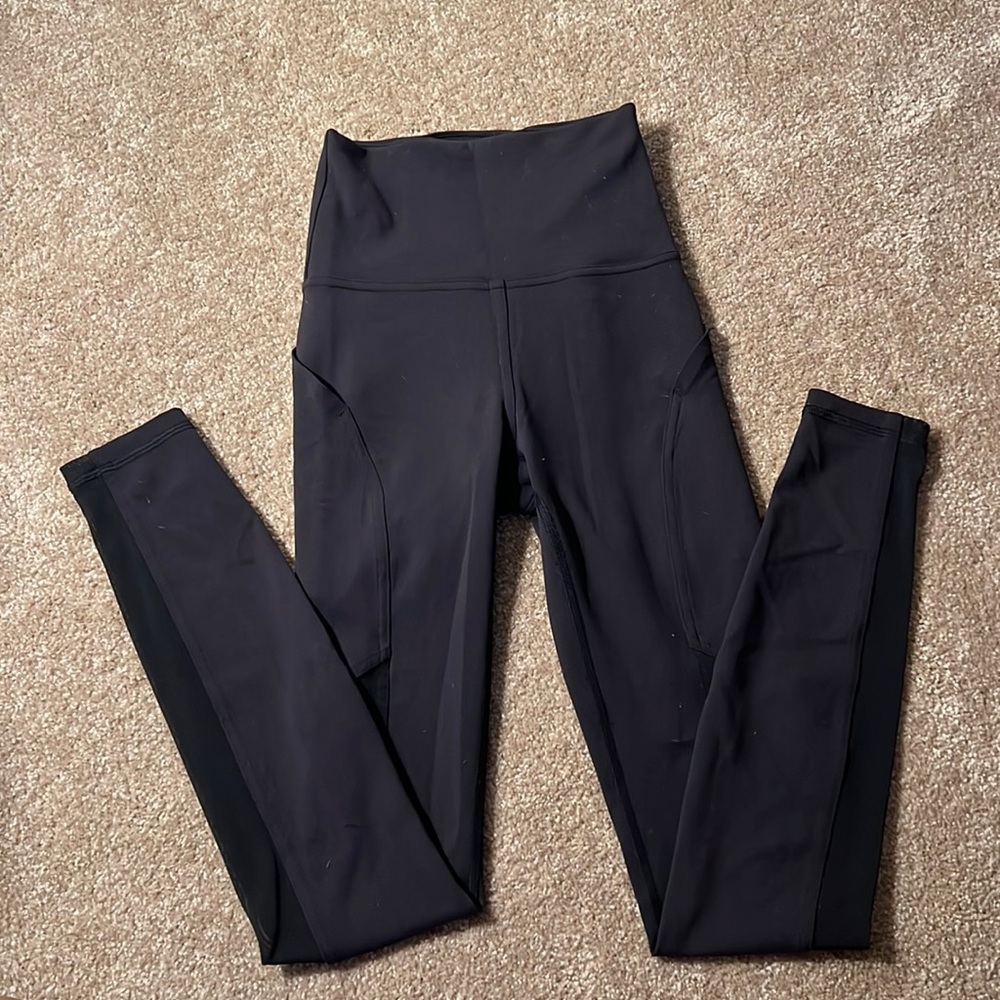 Lululemon black